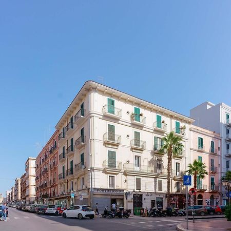Palazzo Berardi Bed and Breakfast Taranto Exteriör bild