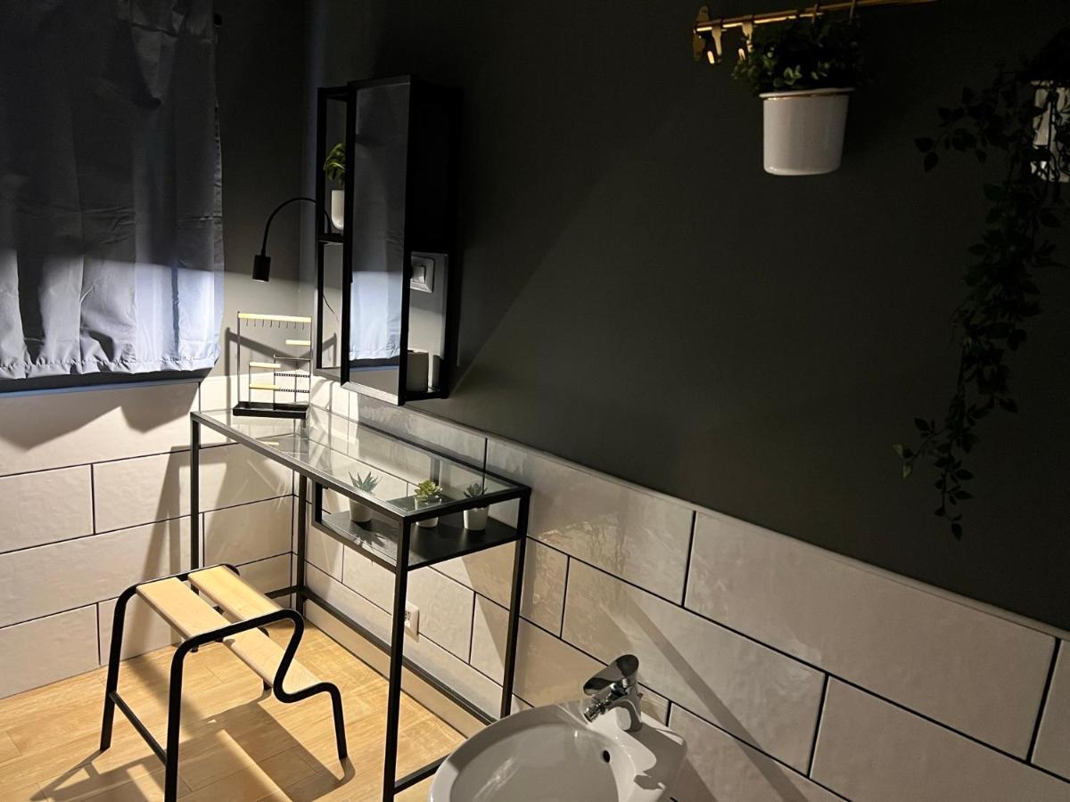 Palazzo Berardi Bed and Breakfast Taranto Exteriör bild